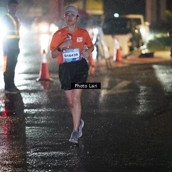 Runner Photo 7638350