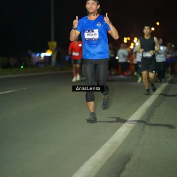 Runner Photo 7638355