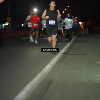 Runner Photo 7638360
