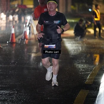 Runner Photo 7638371