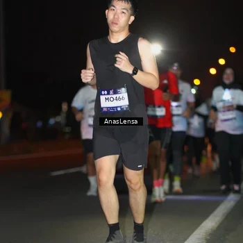 Runner Photo 7638372