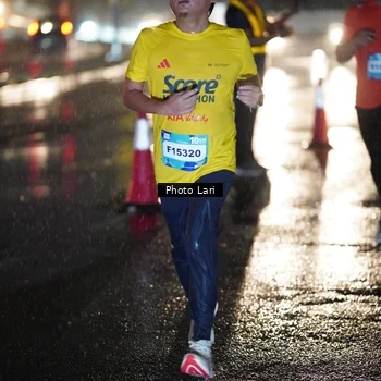 Runner Photo 7638375