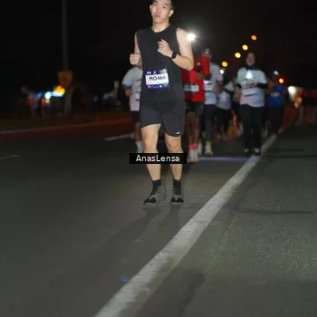 Runner Photo 7638376