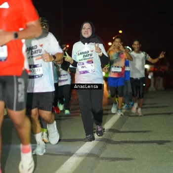 Runner Photo 7638388