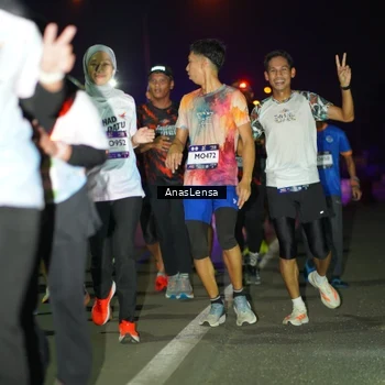 Runner Photo 7638401