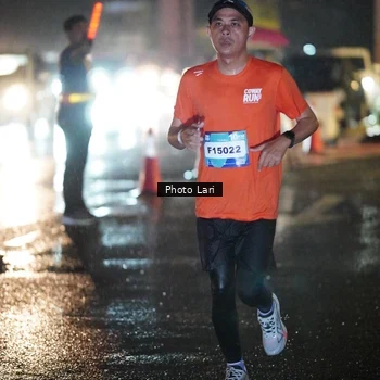 Runner Photo 7638411