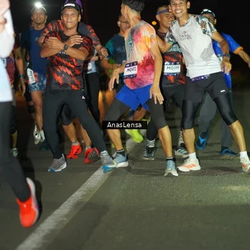 Runner Photo 7638418