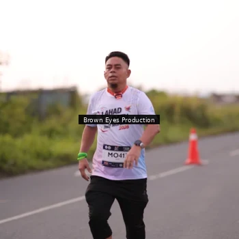 Runner Photo 7638422