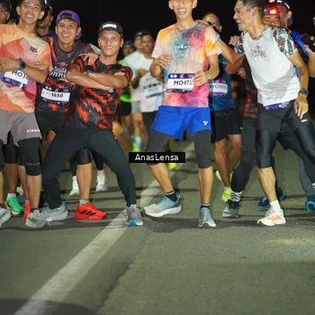 Runner Photo 7638426