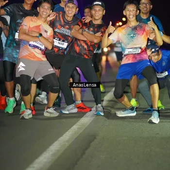 Runner Photo 7638431