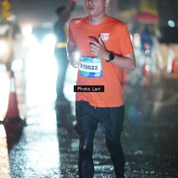 Runner Photo 7638441