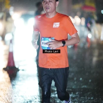Runner Photo 7638442
