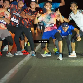 Runner Photo 7638446