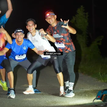 Runner Photo 7638453