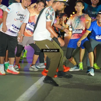 Runner Photo 7638457