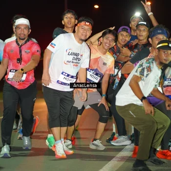 Runner Photo 7638460