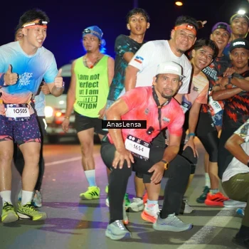 Runner Photo 7638473