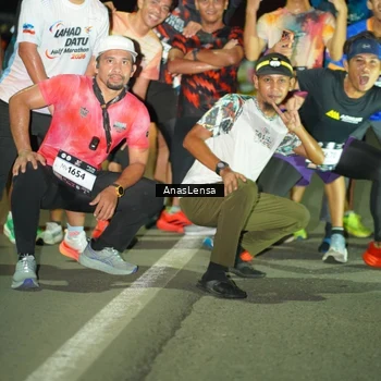 Runner Photo 7638476