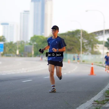 Runner Photo 7638516