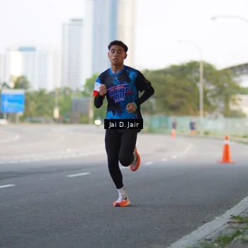 Runner Photo 7638521