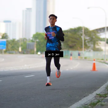 Runner Photo 7638524