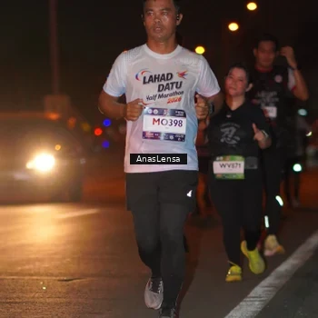 Runner Photo 7638531