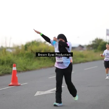 Runner Photo 7638552