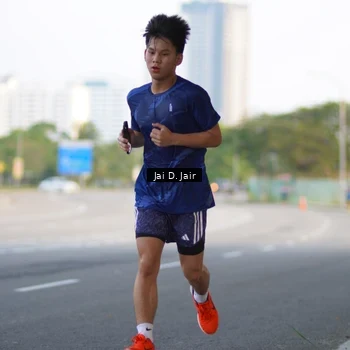 Runner Photo 7638555