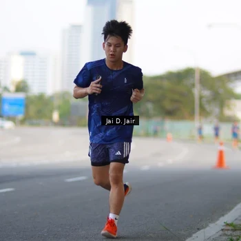 Runner Photo 7638556