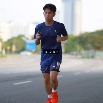 Runner Photo 7638557