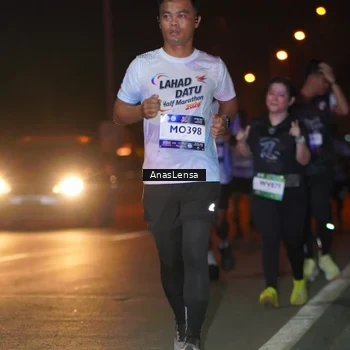 Runner Photo 7638562