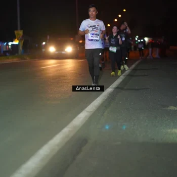 Runner Photo 7638564