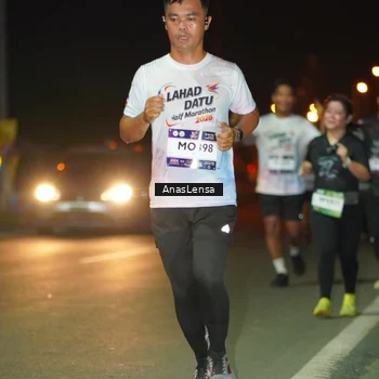 Runner Photo 7638570