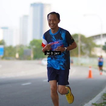 Runner Photo 7638573