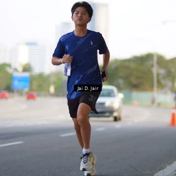 Runner Photo 7638591