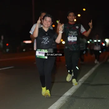 Runner Photo 7638607