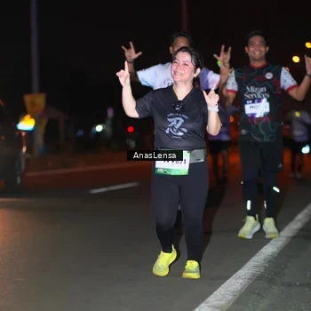 Runner Photo 7638624
