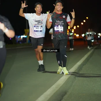 Runner Photo 7638661