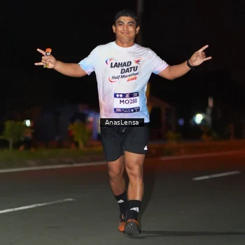 Runner Photo 7638680
