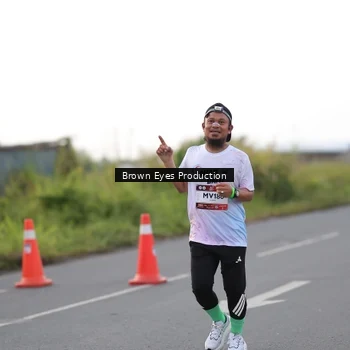 Runner Photo 7638681