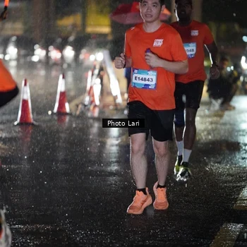 Runner Photo 7638684