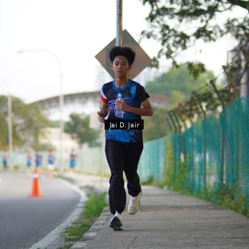 Runner Photo 7638685