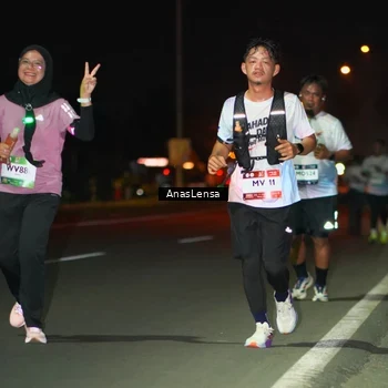 Runner Photo 7638703