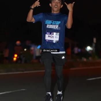 Runner Photo 7638760