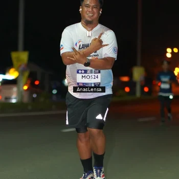 Runner Photo 7638762