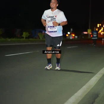 Runner Photo 7638764