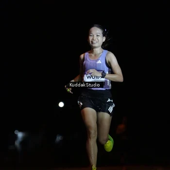 Runner Photo 7638776