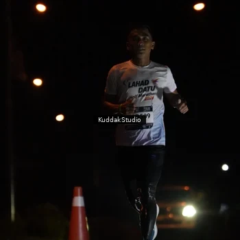 Runner Photo 7638787