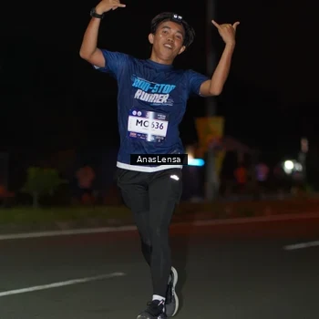 Runner Photo 7638821