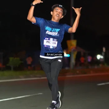Runner Photo 7638822